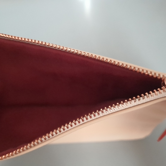 Bottega Veneta Cosmetic Pouch - Picture 3 of 3